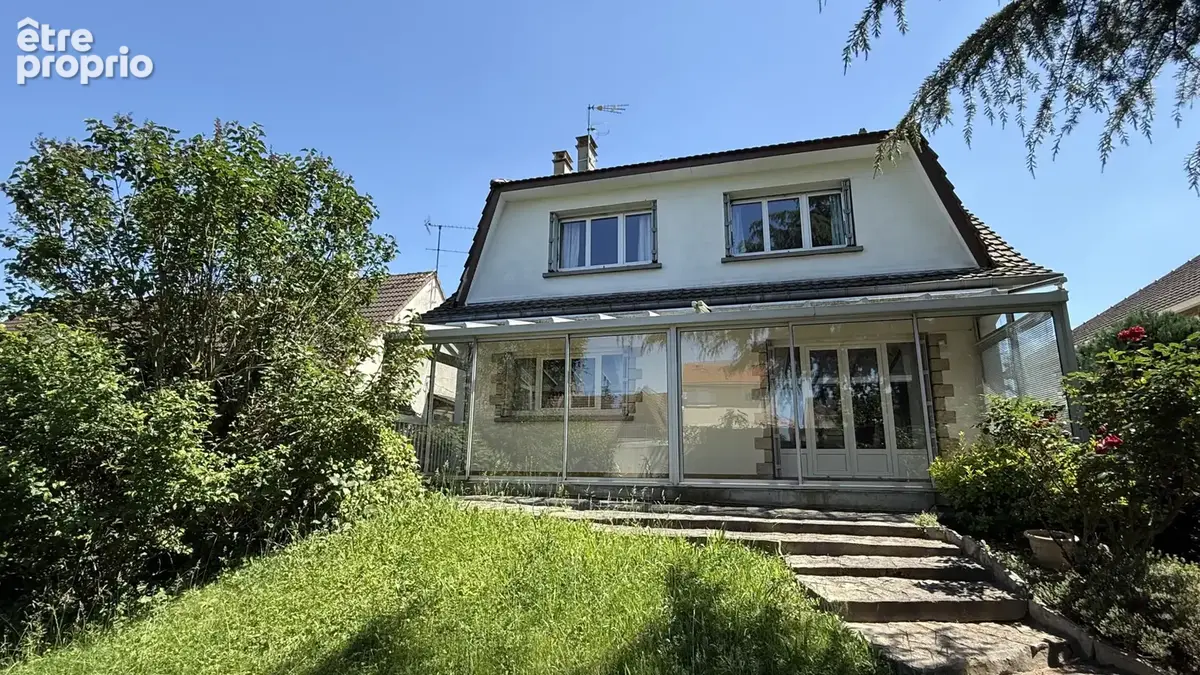 Maison à TREMBLAY-EN-FRANCE
