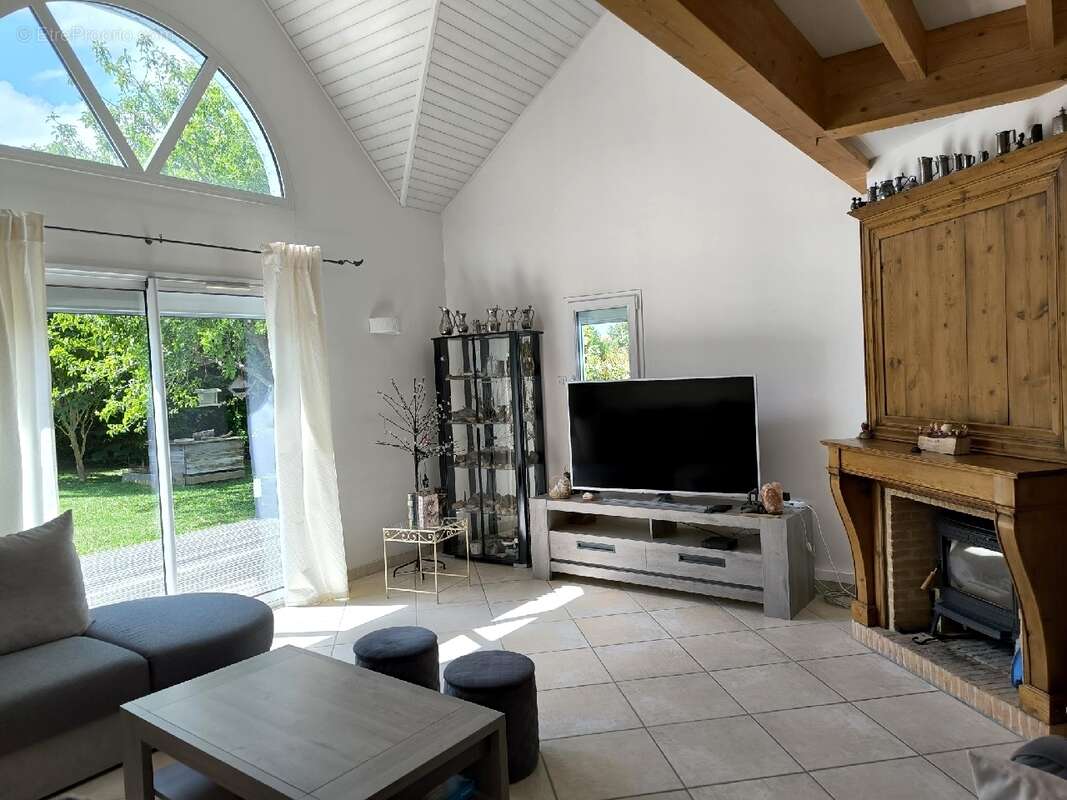 Maison à TILLY-SUR-SEULLES