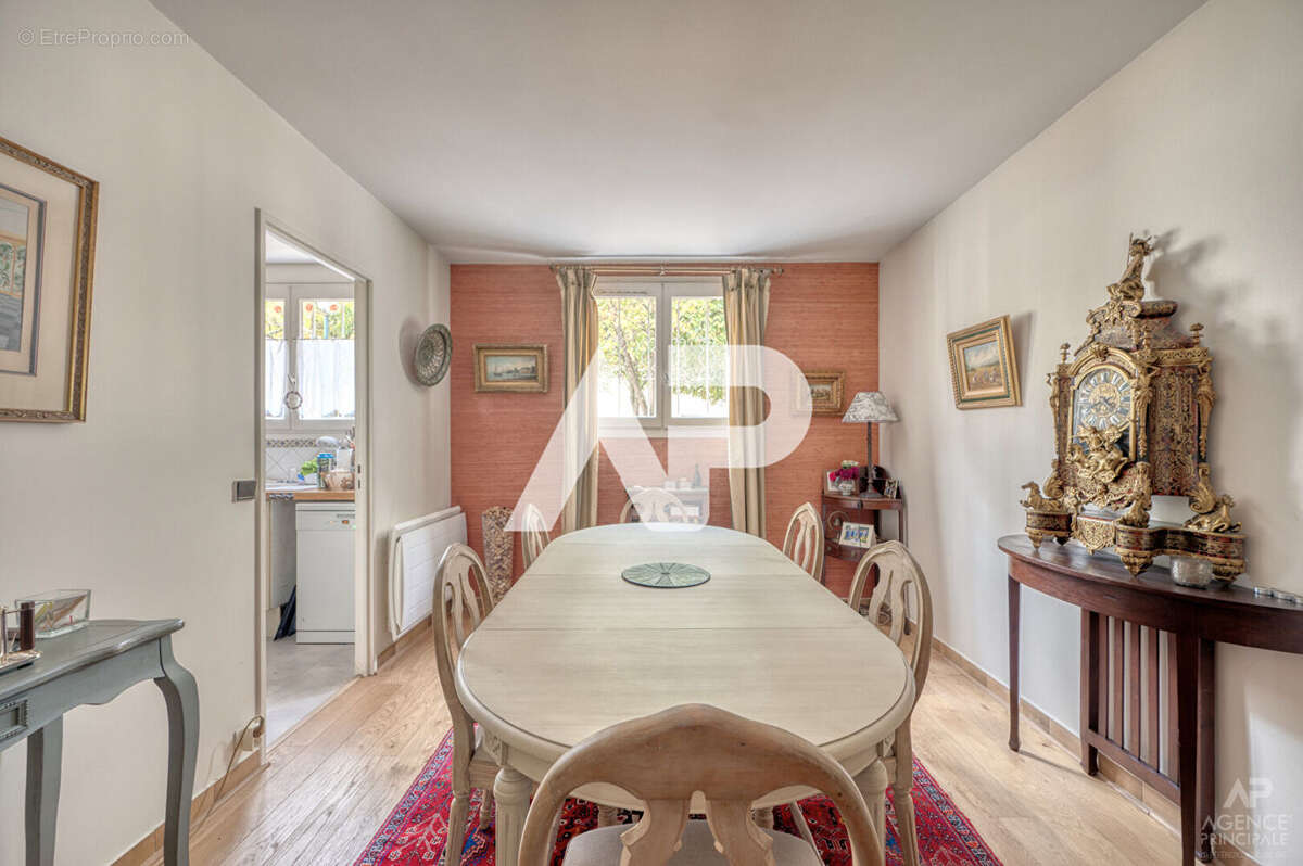 Maison à RUEIL-MALMAISON