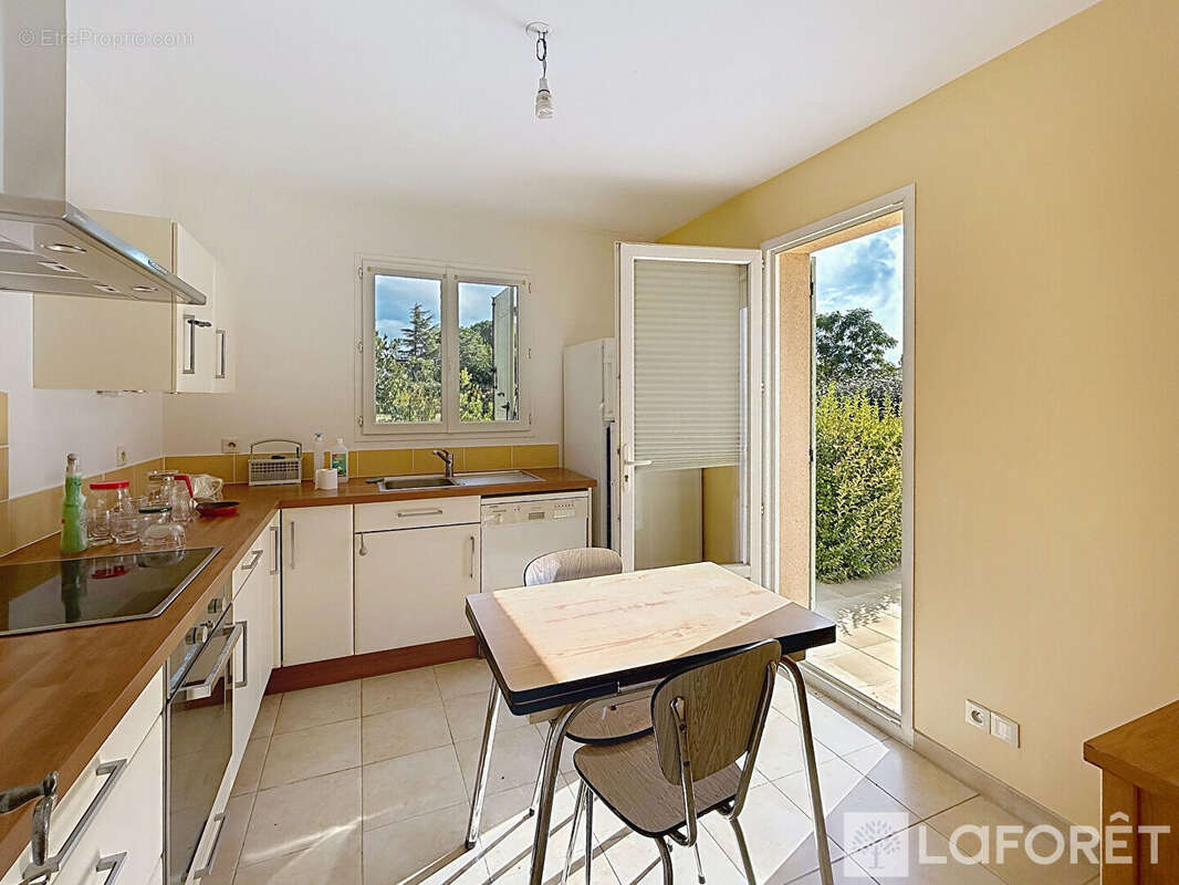 Maison à PIOLENC
