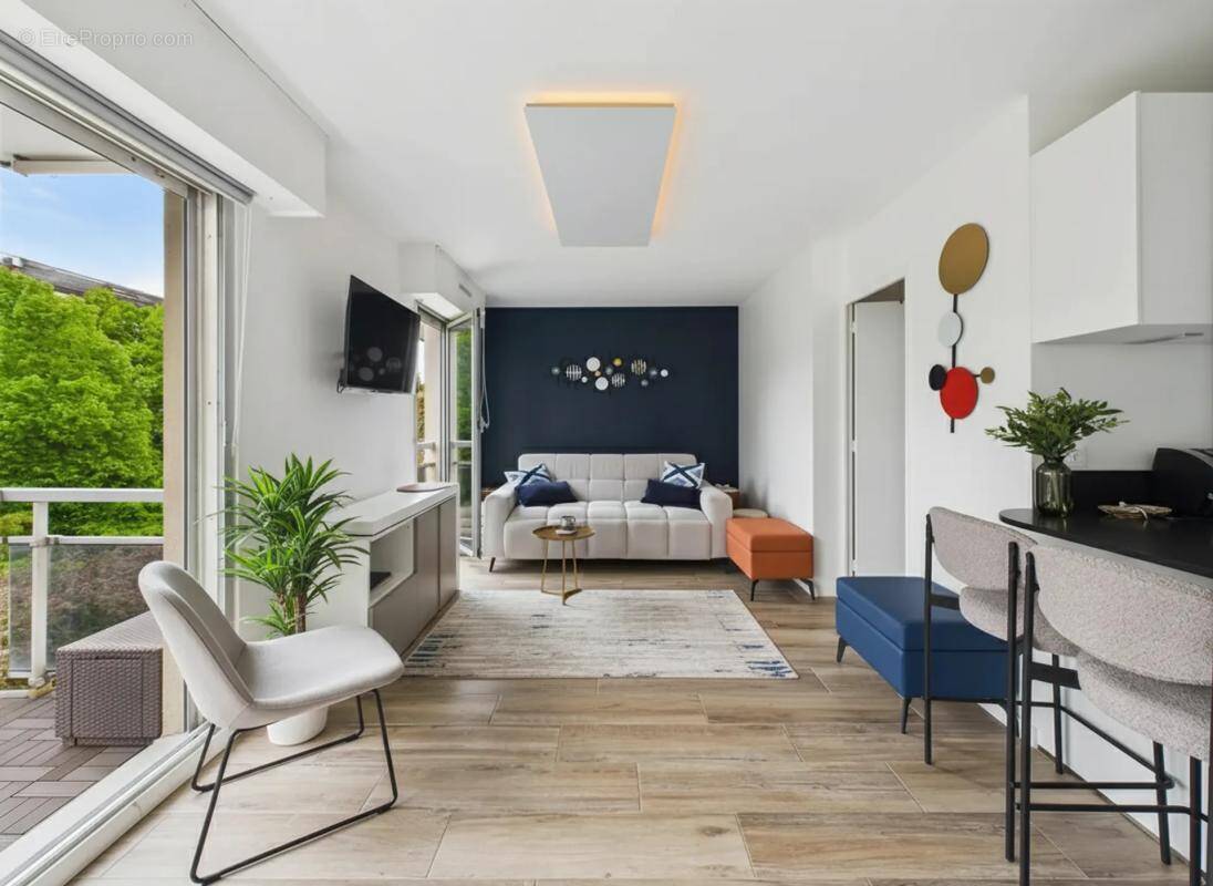 Appartement à MONTROUGE