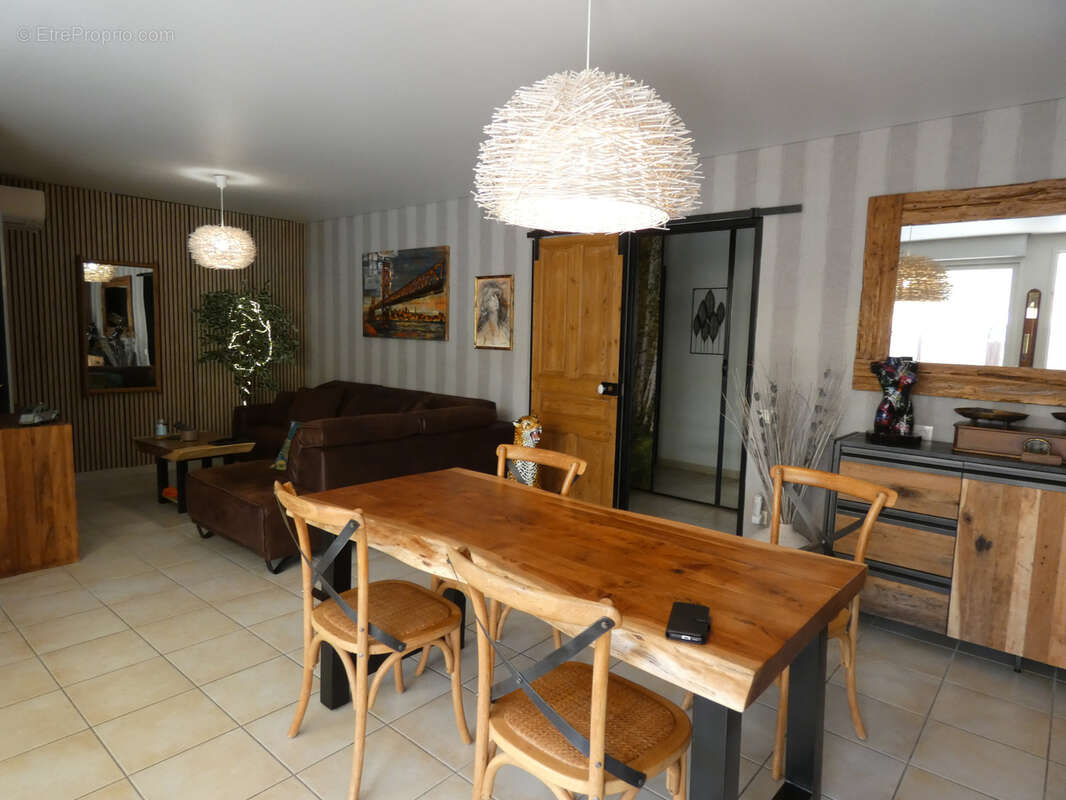 Autre à SAINT-PRIVAT-DES-VIEUX