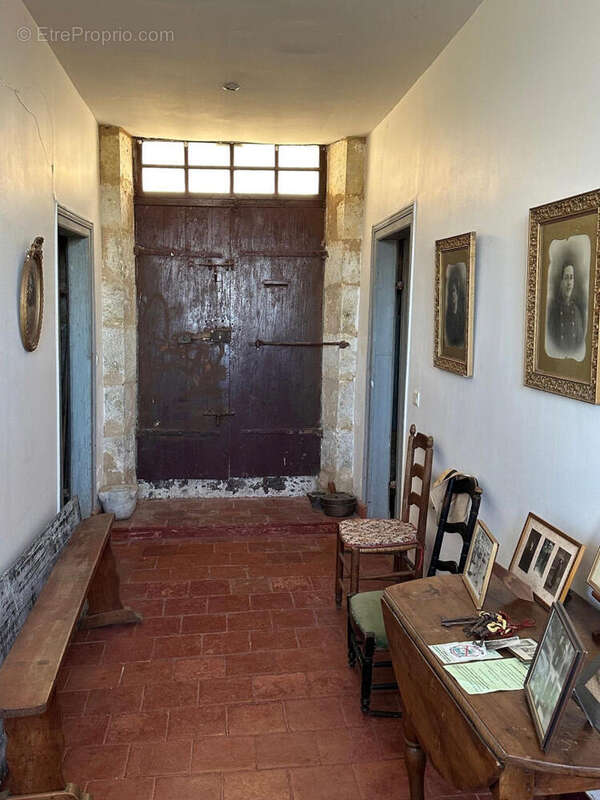 porte d'entrée côté rue - Maison à AUCH