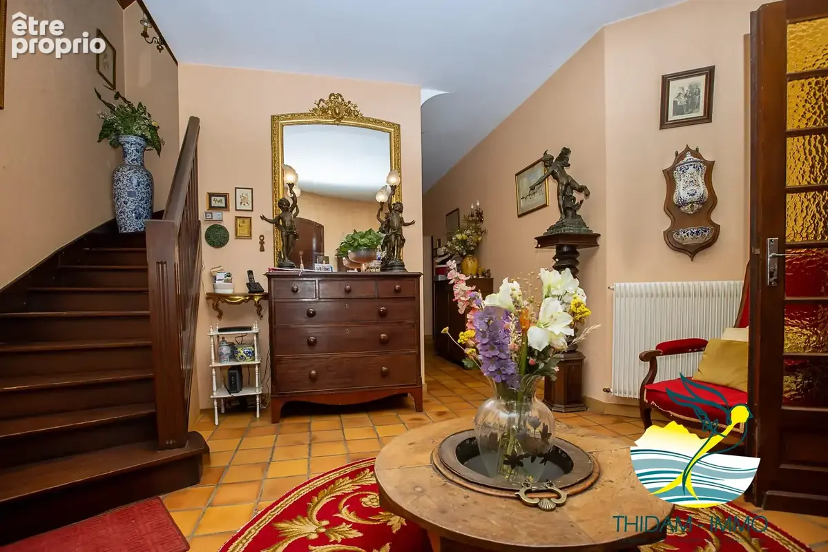 Maison 10 pièces 259 m² à vendre à Nay (64800) - photo 9