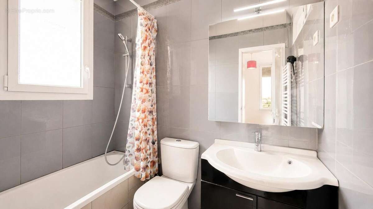Photo 5 - Appartement à CHOISY-LE-ROI