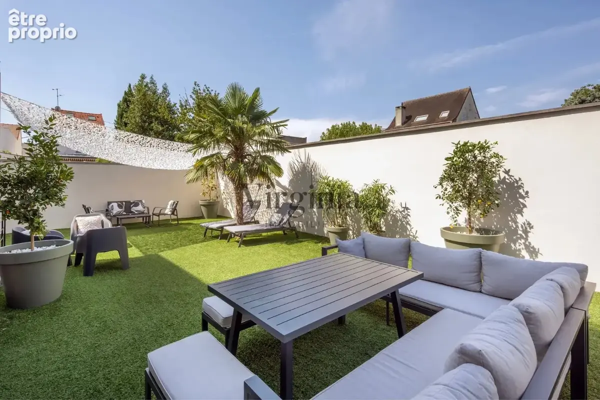 Propriété d'exception au coeur de Charentonneau - 350 m² habitables - Prestations ultra haut de gamme - Piscine intérieure - photo 4