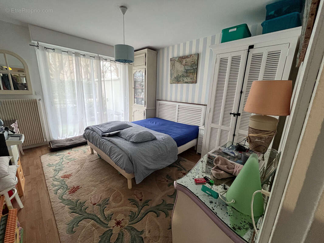 Appartement à SAINT-MAUR-DES-FOSSES