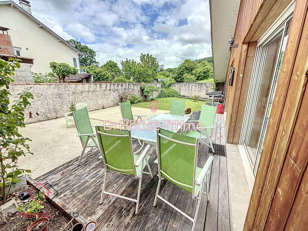 Maison 170 m² à Perigueux  - photo 2