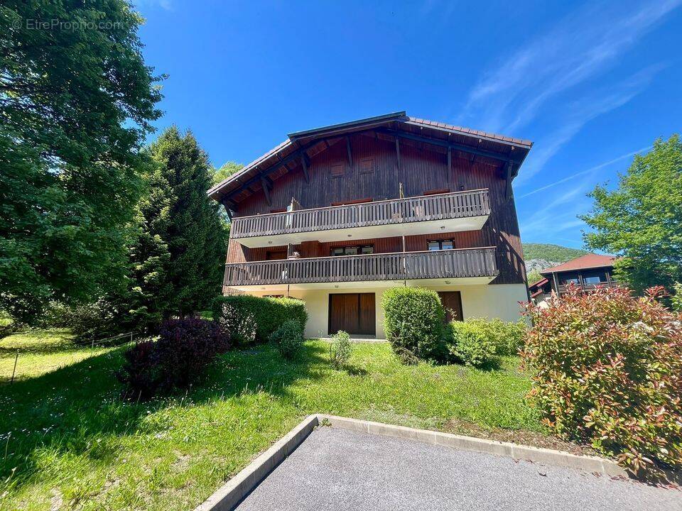 Appartement à ONNION