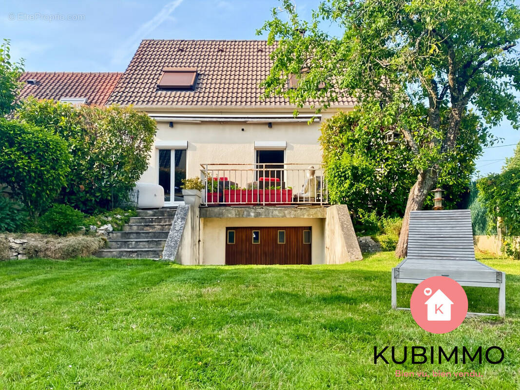 Maison à CONCHES-SUR-GONDOIRE