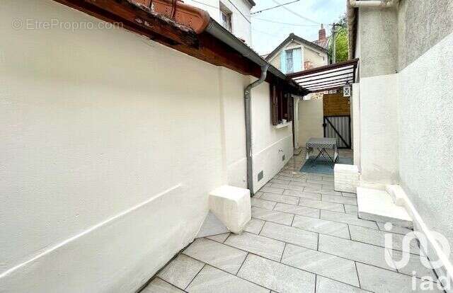 Photo 7 - Appartement à VAUJOURS