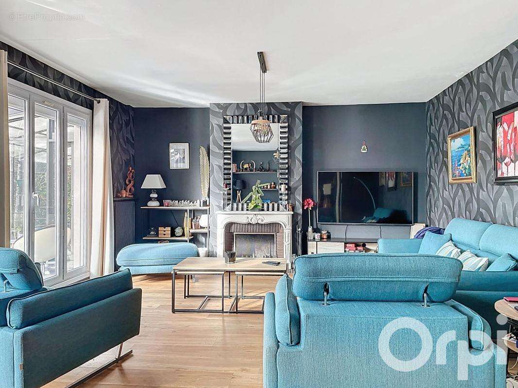Maison à Vendre de 8 pièces à Longjumeau - photo 10