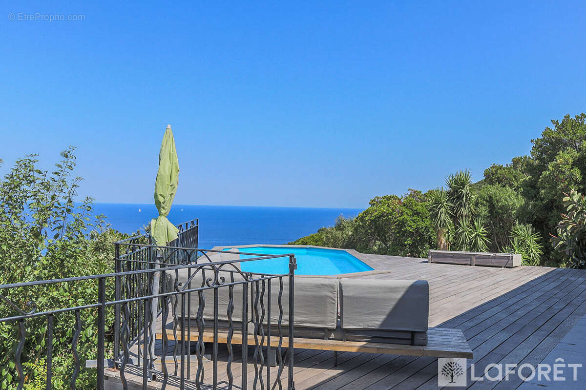 CONCA - Villa cinq pièces avec vue mer panoramique - photo 3