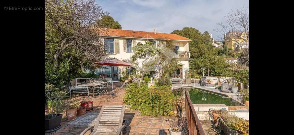 Maison à MARSEILLE-7E