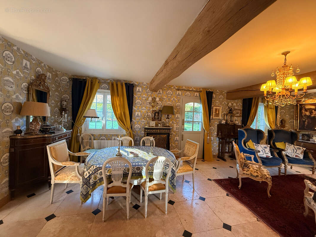 Maison à TOURGEVILLE