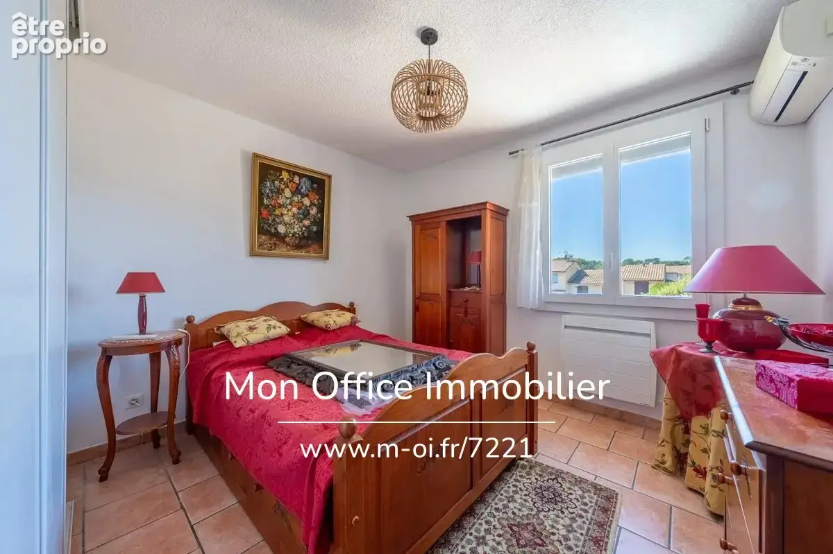 Référence : 7221-AUS. - Agréable maison en centre village de Venelles - photo 9
