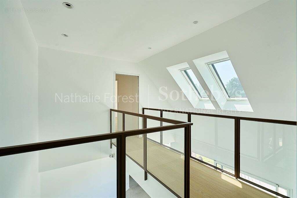 Croix résidentiel , secteur ultra recherché , superbe maison const  2025 , 5 ch sur 1026 m2 de terra - photo 20