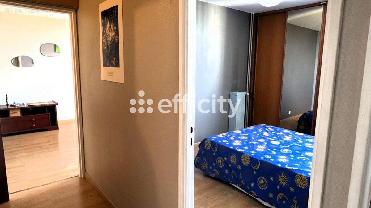 Appartement à MONS-EN-BAROEUL
