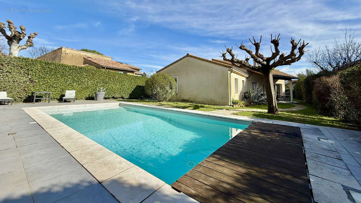 Maison à CORNAS