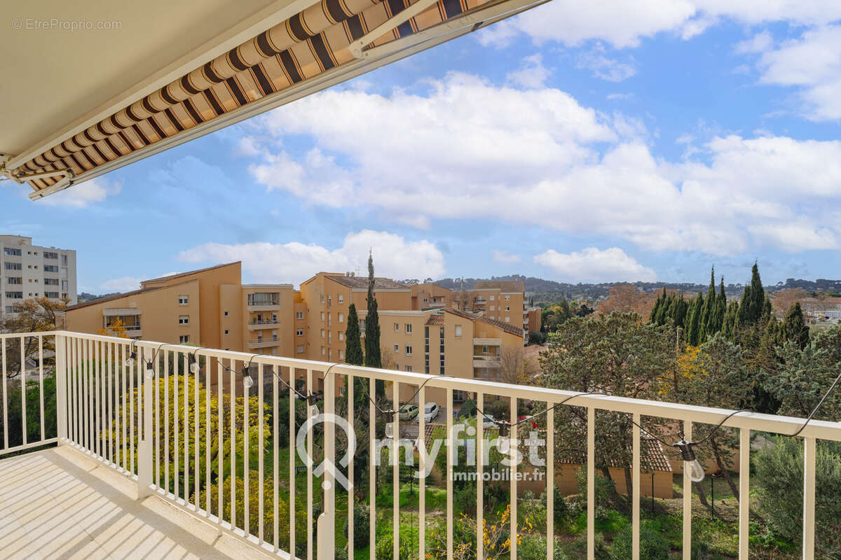 Bel appartement à la limite de la Garde sur Toulon. - photo 13
