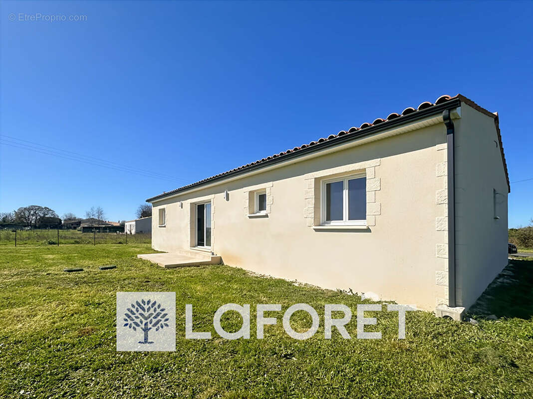 Maison à PONS