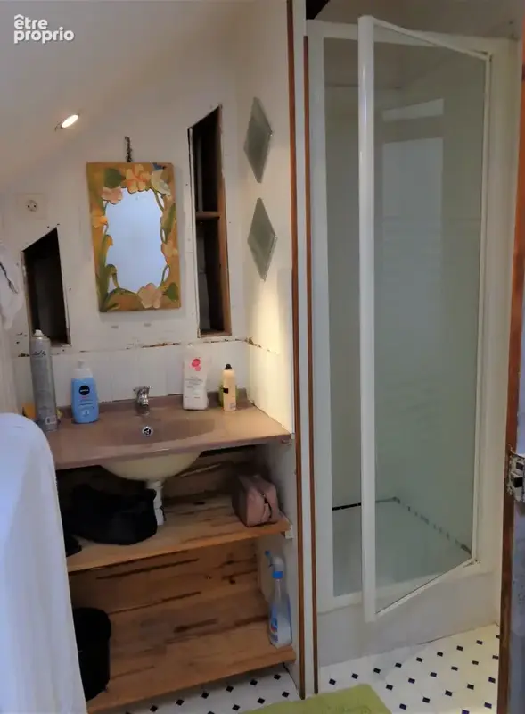 Maison T5 de 105 m² – Cour sans vis-à-vis, Véranda, Terrasse, Garage et dépendance - photo 21
