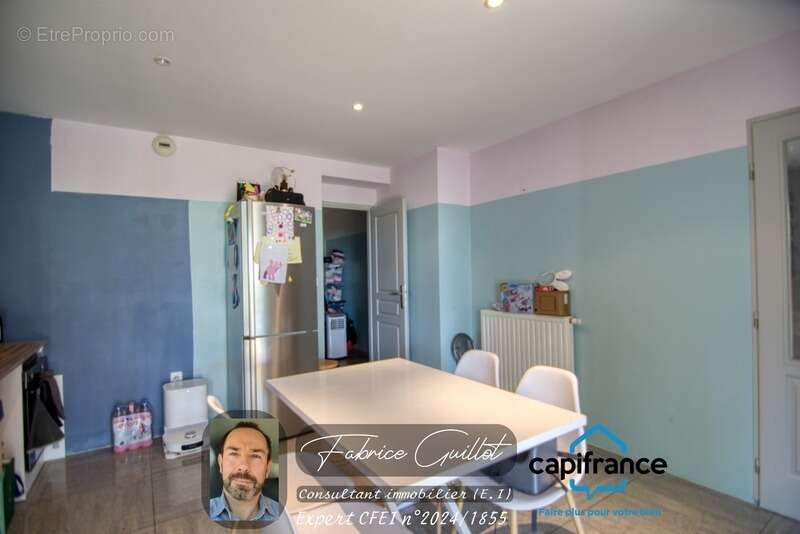 Doubs (25), à vendre Besançon, Les Montboucons, Maison 235 m2 ( T4 + T3 ) + terrain de 669 m2 - photo 16