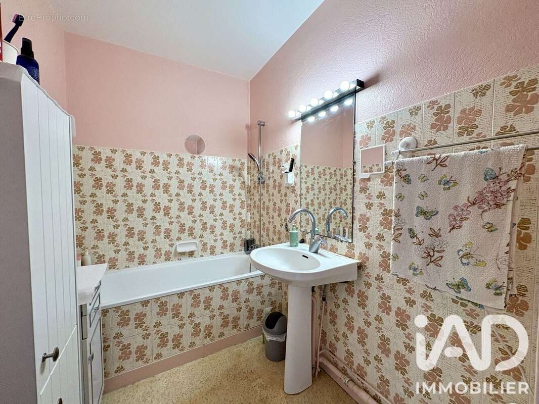 Appartement 92 m² à Saint-Nazaire  - photo 7
