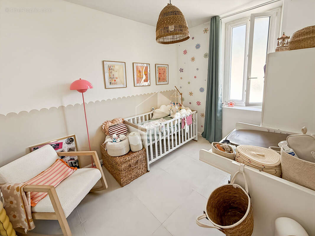 Appartement à SEPTEMES-LES-VALLONS