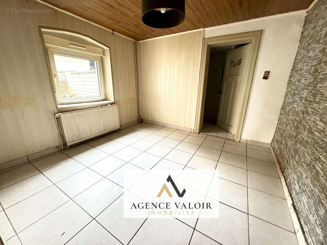 Sarralbe - maison de ville - 160m2 - 4 chambres - photo 12