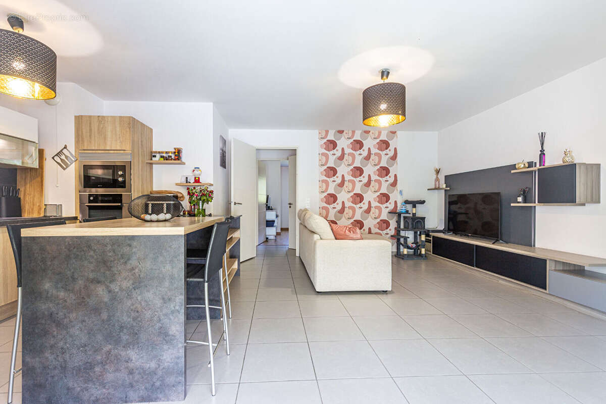 Appartement à ANNECY-LE-VIEUX