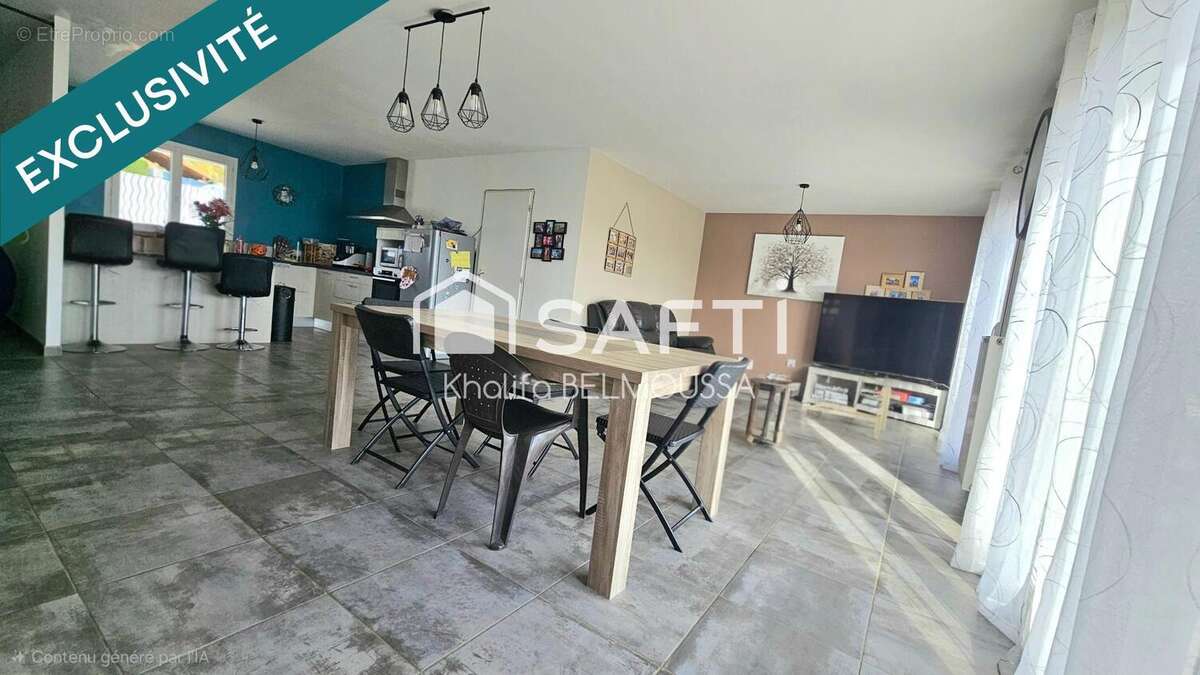 Photo 4 - Maison à SAINT-GERMAIN-LES-PAROISSES