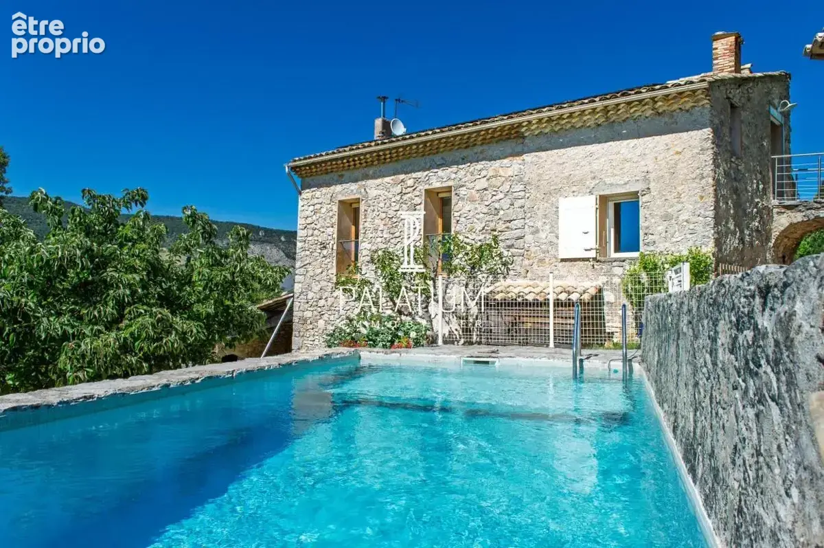 Bastide exceptionnelle -- 180 m² sur 2 ha -- Sisteron - photo 4