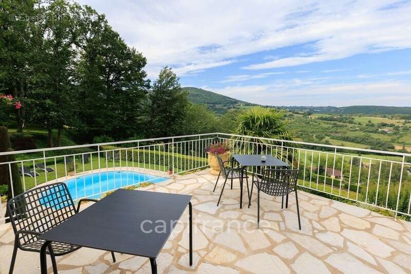 Maison à SAINT-CERE