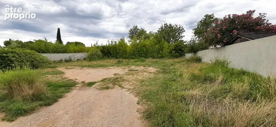 Terrain 400 m² à vendre à Le Muy (83490) - photo 2