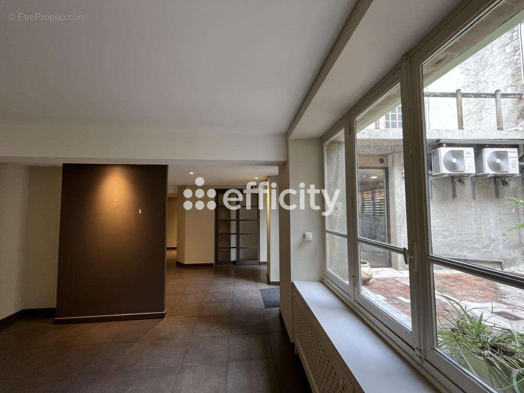 Appartement 300 m² à Sezanne  - photo 5