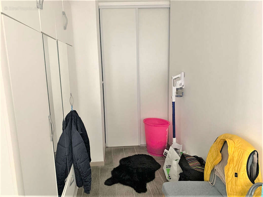 Appartement à LA GARENNE-COLOMBES