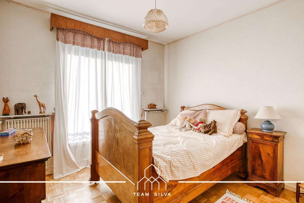 Maison à SEREZIN-DU-RHONE