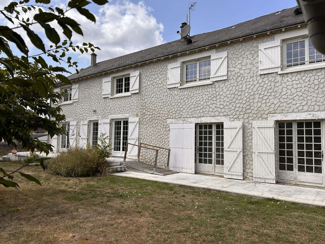 Maison à LE PECHEREAU