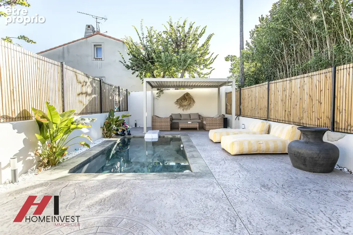 Maison T3 refaite entièrement avec piscine et parking.. - photo 1