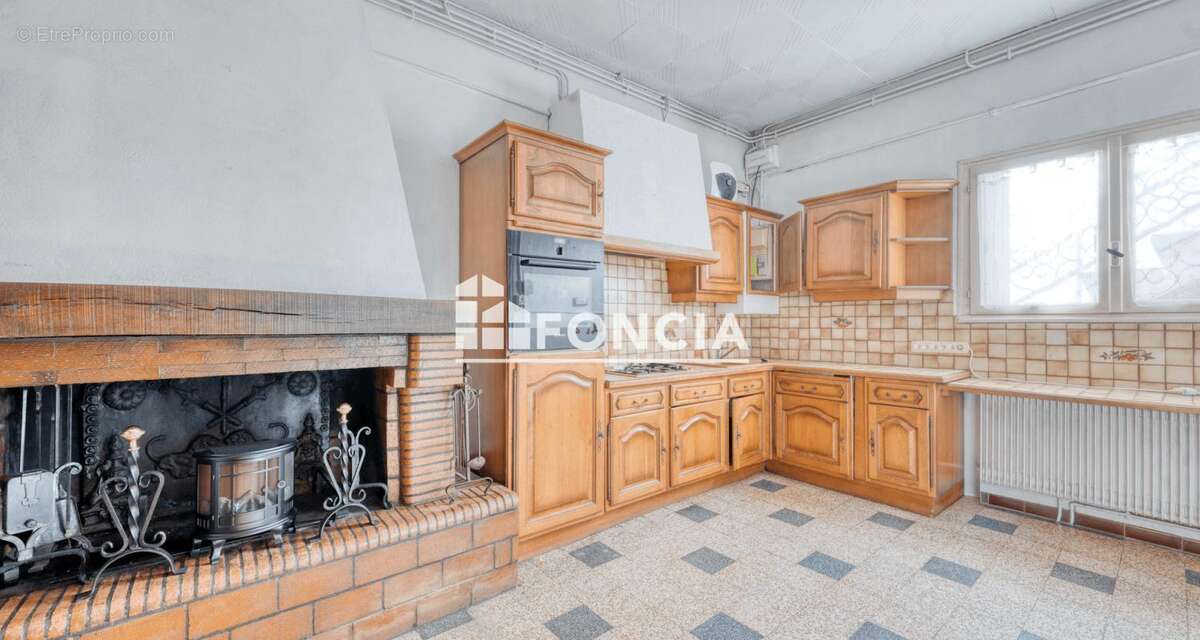 Maison à SAINT-ANDRE-DE-CUBZAC