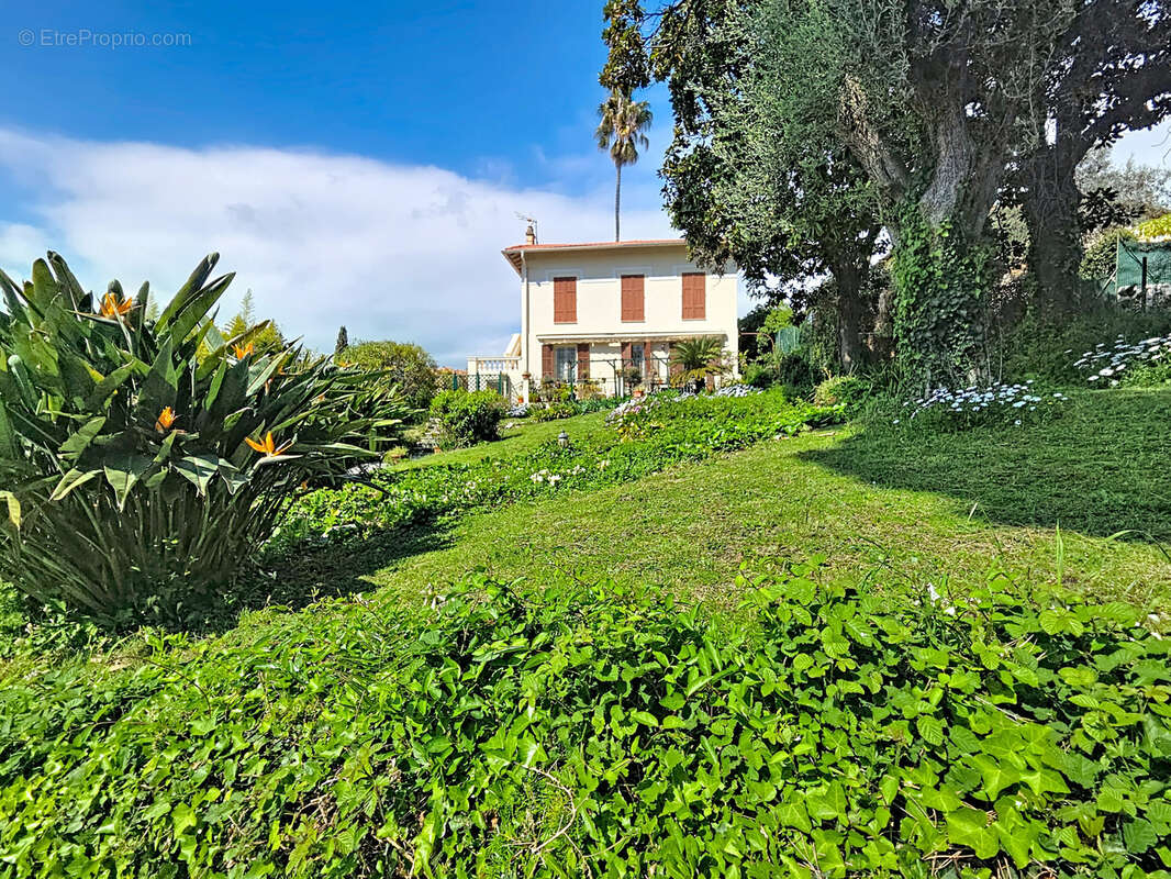 Appartement à CAGNES-SUR-MER