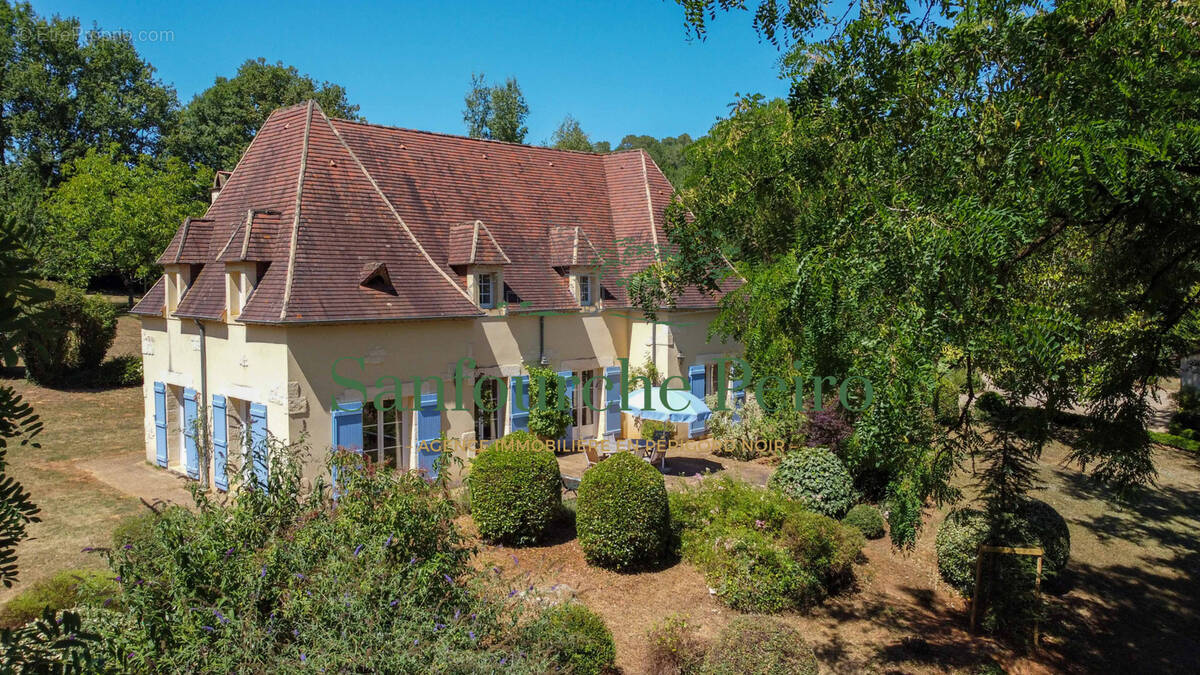 Maison à SARLAT-LA-CANEDA
