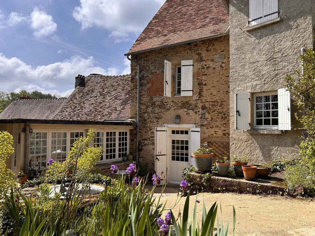 Maison à SAINT-BENOIT-DU-SAULT