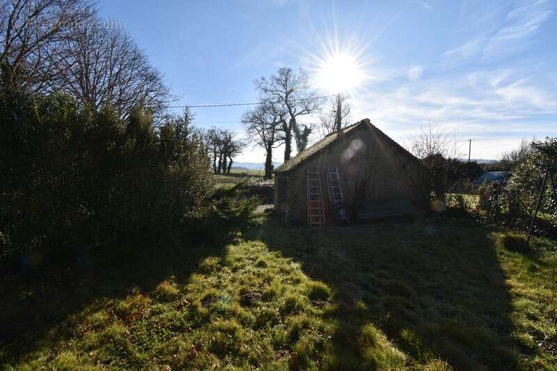 Maison à SAINT-AGNANT-DE-VERSILLAT