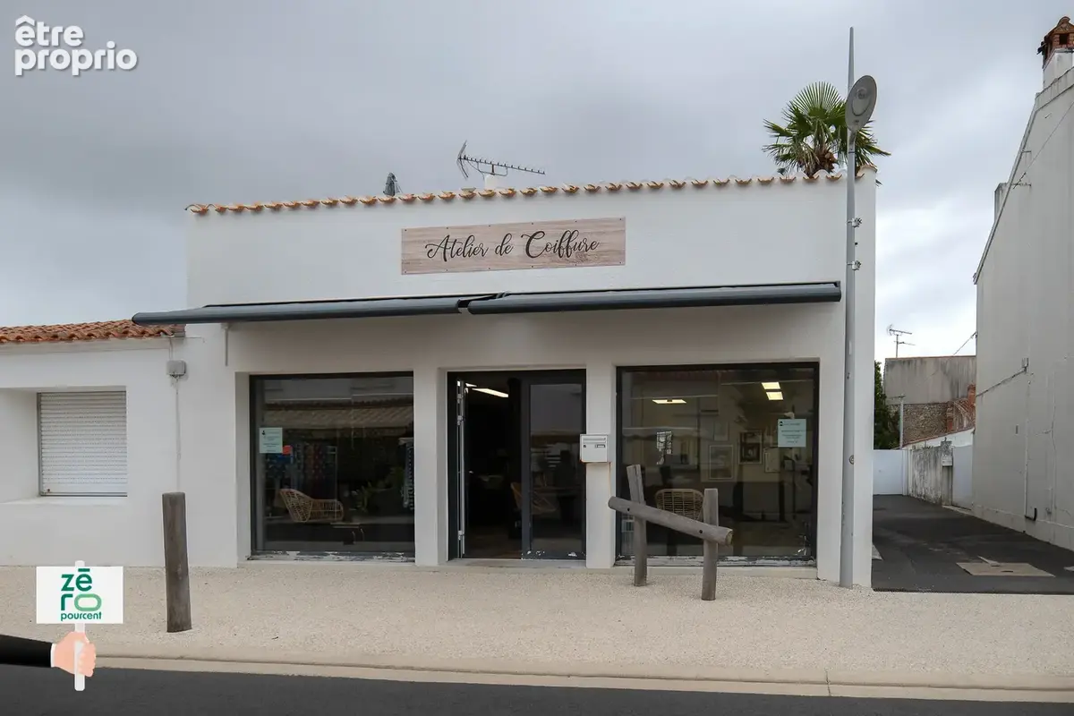Fonds de commerce salon de coiffure à vendre   l’aiguillon-la-presqu’île   clientèle fidèle depuis plus de 30 - photo 13