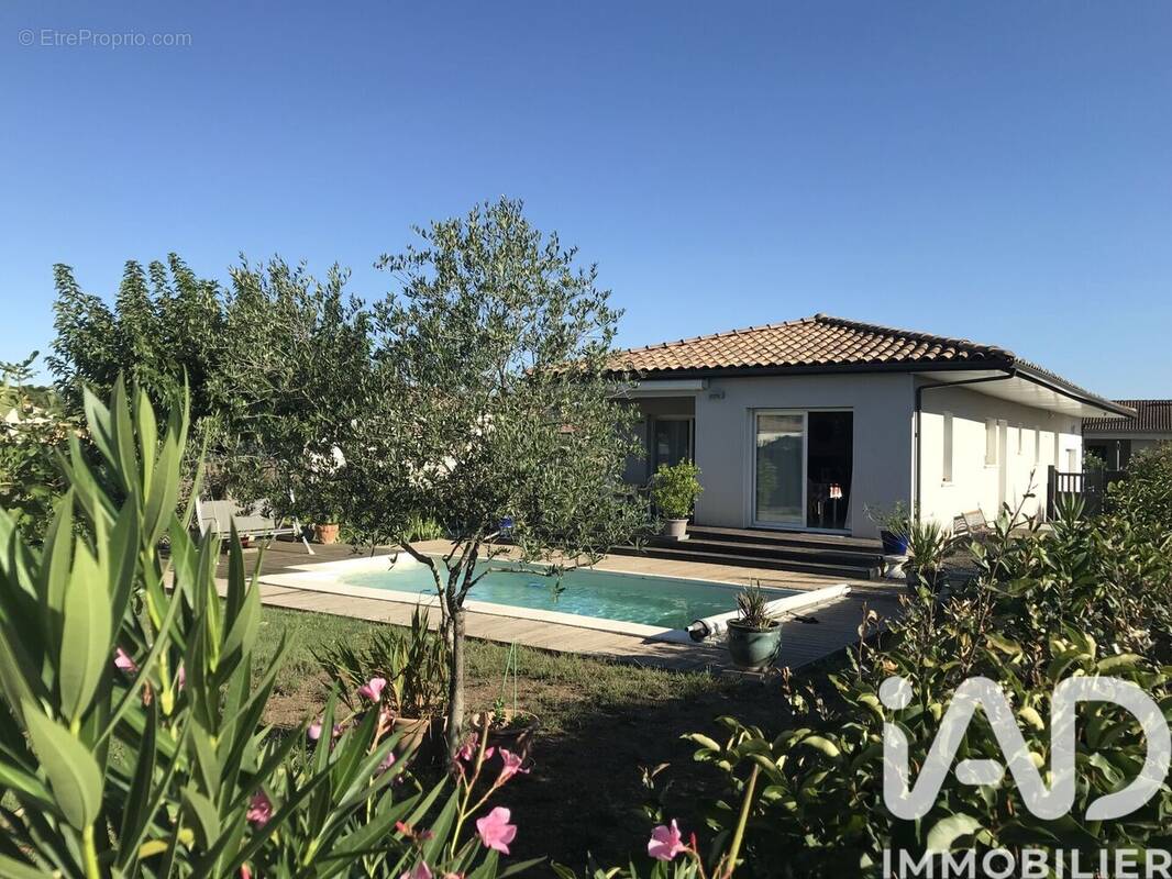 Photo 1 - Maison à VALLON-PONT-D'ARC