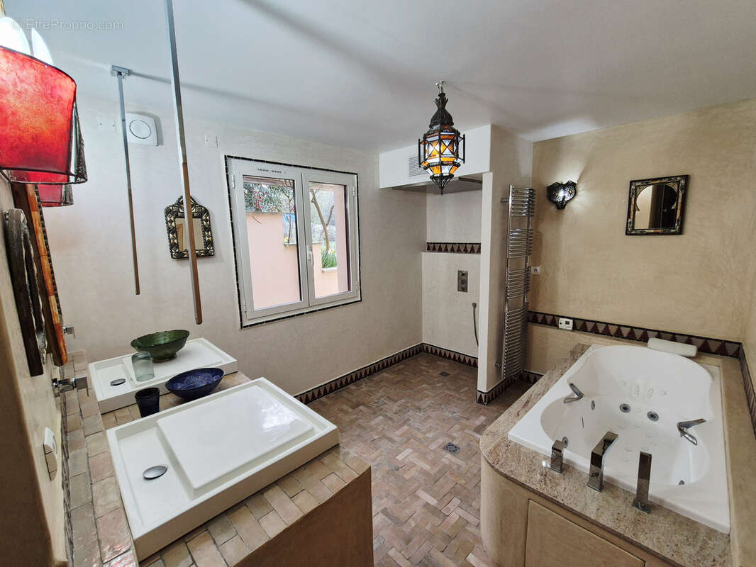 Maison à BREUIL-BOIS-ROBERT