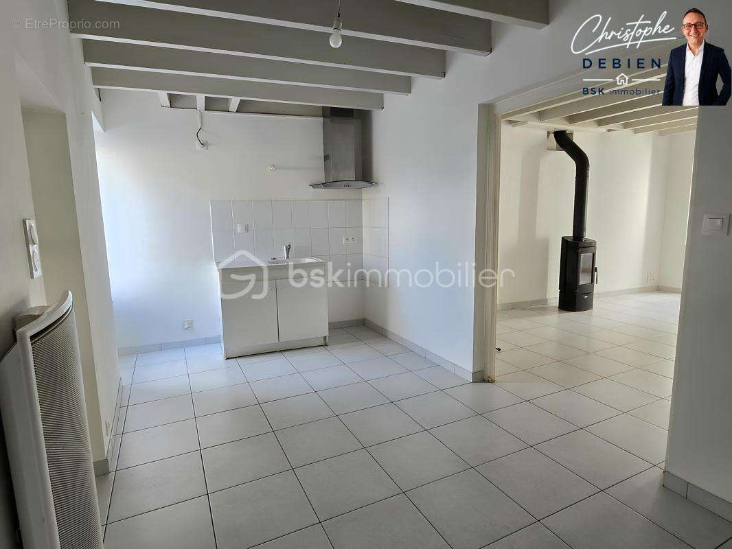 Maison rénovée – 2 chambres - calme – cour – poêle à bois - la bruffière - photo 6