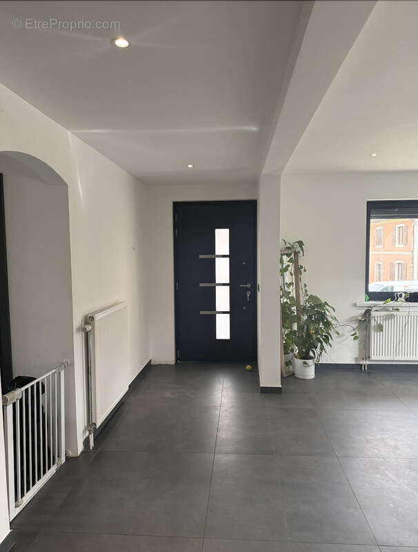 Maison à STEINBRUNN-LE-HAUT